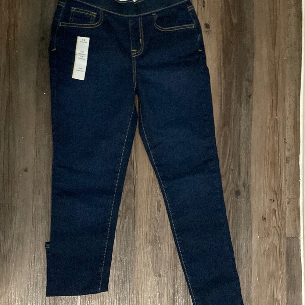 Hey Does jeans fit perfect on you